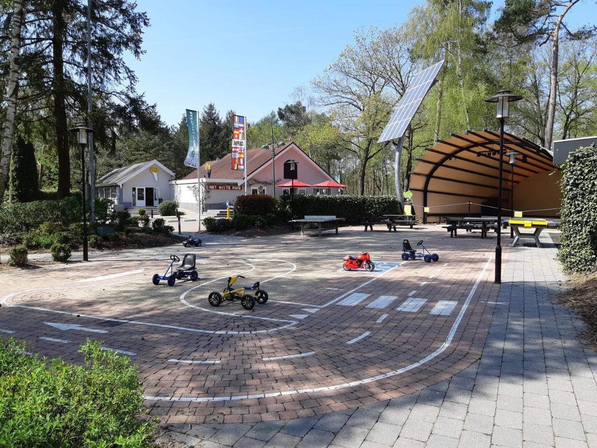 Chalet Hoenderloo Spar Exteriör bild